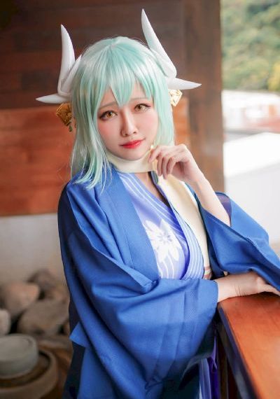 国产下药迷倒白嫩美女在线_剧情片电影完整版