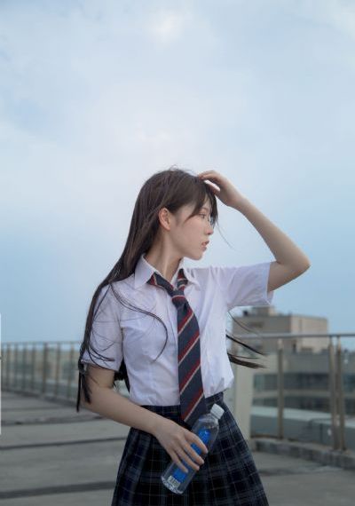 91日韩精品久久久久身材苗条_4K免费观看电视剧