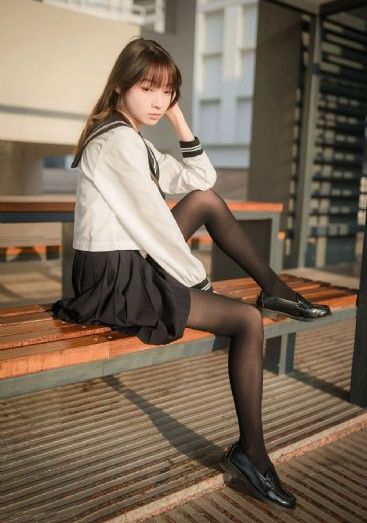国产麻豆果冻传媒视频观看_BD韩语在线视频观看