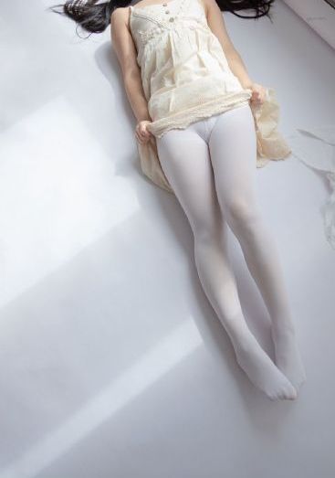吃奶摸下的激烈免费视频播放_DVD在线视频播放