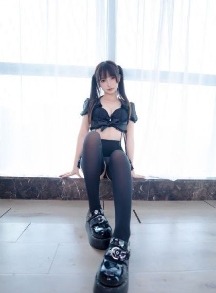 日本社长和人妻秘书的片子_高清电影