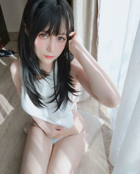 亚洲日韩精产国品一二三蜜桃_BD国语电影完整版在线观看